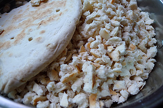 陕西<a href=/shicai/rouqin/YangRou/index.html target=_blank><u>羊肉</u></a>泡馍