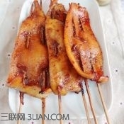 无烟烤<a href=/shicai/shuichanpin/YouYu/index.html target=_blank><u>鱿鱼</u></a>的做法