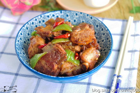 回锅<a href=/shicai/rouqin/PaiGu/index.html target=_blank><u>排骨</u></a>