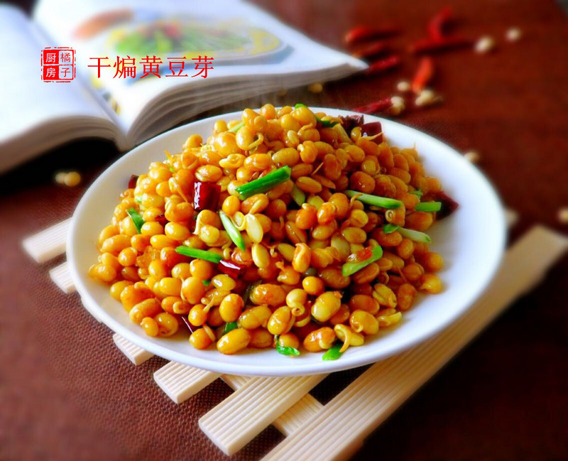干煸<a href=/shicai/mimian/HuangDou/index.html target=_blank><u>黄豆</u></a>芽