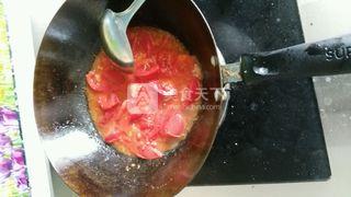 <a href=/shicai/shucai/XiHongShi/index.html target=_blank><u>西红柿</u></a>炖<a href=/shicai/mimian/DouFu/index.html target=_blank><u>豆腐</u></a>