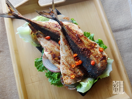 麻辣干香烤铁<a href=/shicai/shuichanpin/JiaYu/index.html target=_blank><u>甲鱼</u></a>步骤5