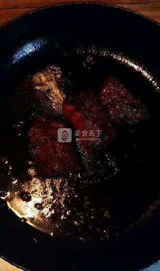 秘制黑椒叉烧肉