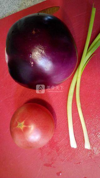 <a href=/shicai/shucai/XiHongShi/index.html target=_blank><u>西红柿</u></a>炒<a href=/shicai/shucai/QieZi/index.html target=_blank><u>茄子</u></a>