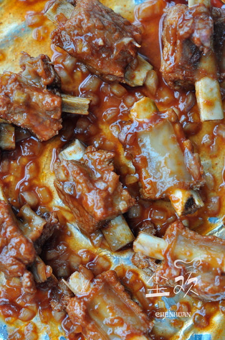 蜜汁烤<a href=/shicai/rouqin/PaiGu/index.html target=_blank><u>排骨</u></a>怎么做