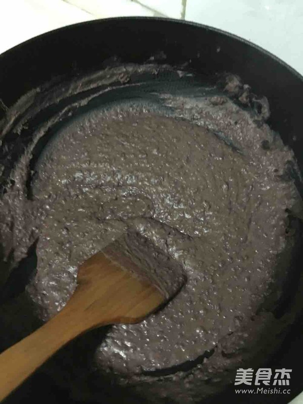 冰糖<a href=/shicai/mimian/HongDou/index.html target=_blank><u>红豆</u></a>沙的做法