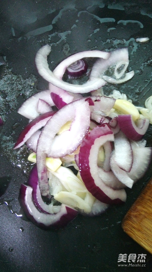 素炒<a href=/shicai/rouqin/JiXin/index.html target=_blank><u>鸡心</u></a>片的做法