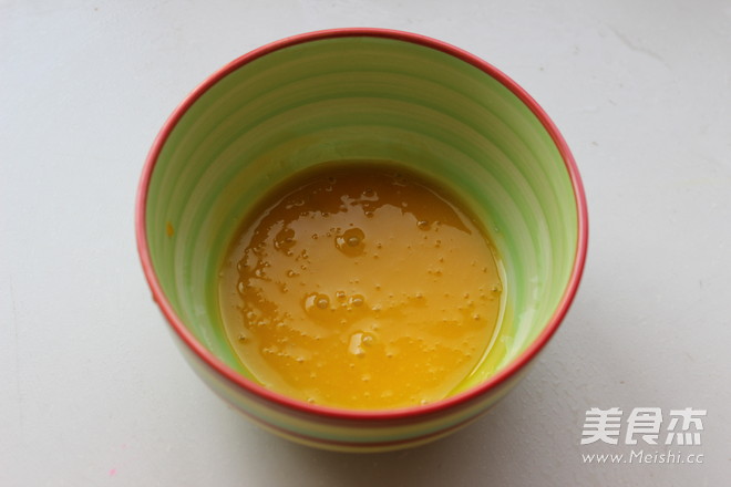 果酱<a href=/shicai/mimian/NaiLao/index.html target=_blank><u>奶酪</u></a>杯的做法