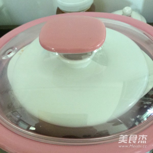 川弓天麻炖<a href=/shicai/shuichanpin/YuYuTou/index.html target=_blank><u>鱼头</u></a>的做法