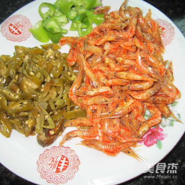 酸辣河虾的做法