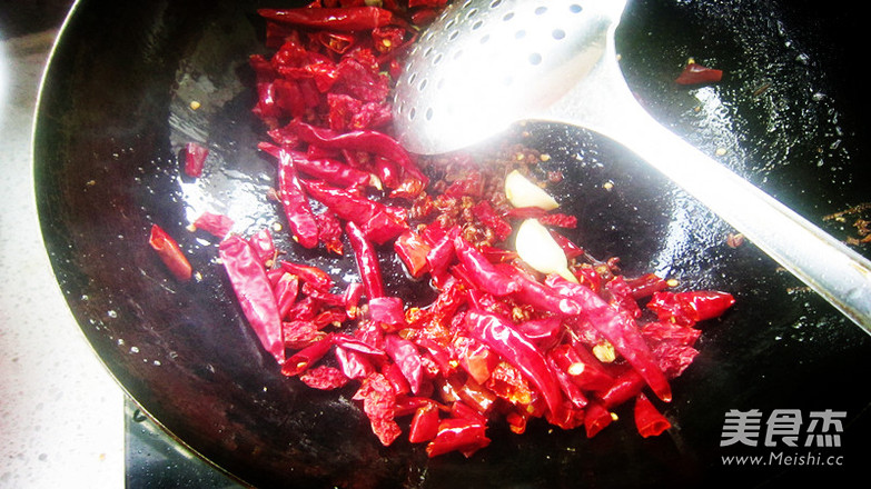 辣子鸡丁的做法