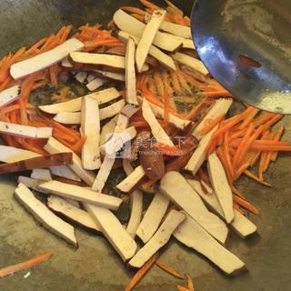 <a href=/shicai/mimian/DouGan/index.html target=_blank><u>豆干</u></a>小炒