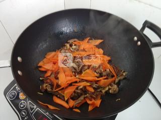 爆炒<a href=/shicai/rouqin/YangXin/index.html target=_blank><u>羊心</u></a>