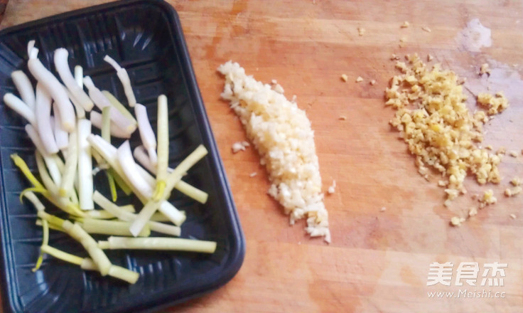 剁椒红衫鱼的做法