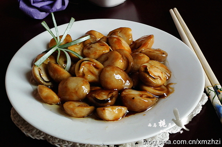蚝油<a href=/shicai/shucai/CaoGu/index.html target=_blank><u>草菇</u></a>的做法