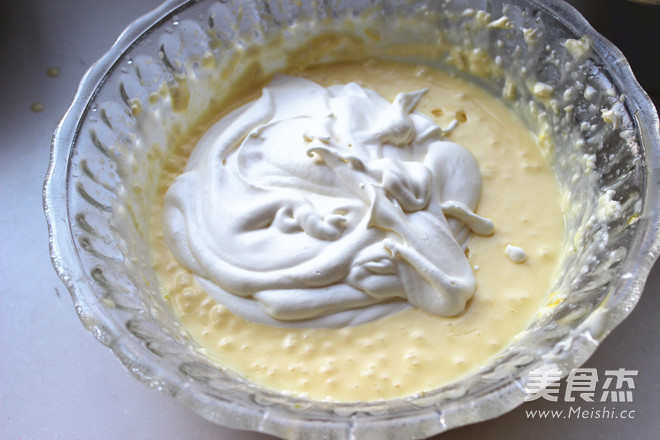 果酱<a href=/shicai/mimian/NaiLao/index.html target=_blank><u>奶酪</u></a>杯的做法