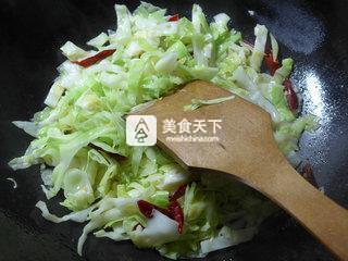 <a href=/shicai/rouqin/NiuDu/index.html target=_blank><u>牛肚</u></a>炒圆<a href=/shicai/shucai/BaiCai/index.html target=_blank><u>白菜</u></a>