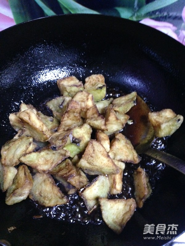酱烧<a href=/shicai/shucai/QieZi/index.html target=_blank><u>茄子</u></a>的做法