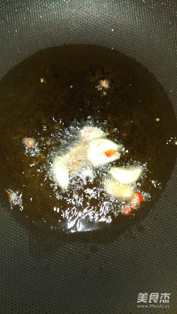 笋子烧鸡的做法