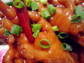 食谱:补充胶原蛋白的5款<a href=/shicai/rouqin/JiZha/index.html target=_blank><u>鸡爪</u></a>美食