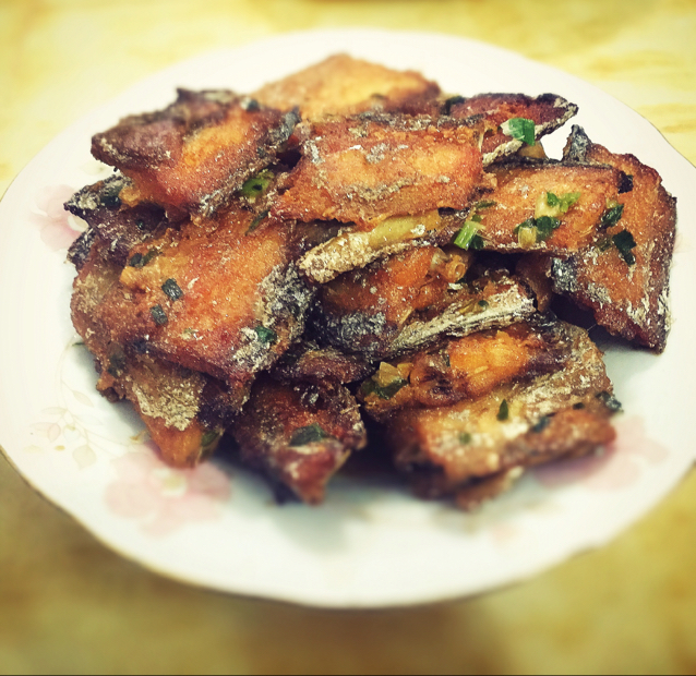 干煎<a href=/shicai/shuichanpin/DaiYu/index.html target=_blank><u>带鱼</u></a>