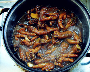 食谱:补充胶原蛋白的5款<a href=/shicai/rouqin/JiZha/index.html target=_blank><u>鸡爪</u></a>美食