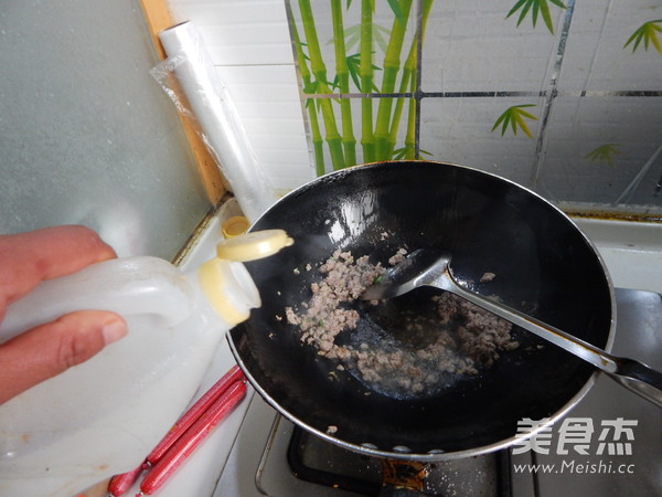 肉末蒸<a href=/shicai/mimian/DouFu/index.html target=_blank><u>豆腐</u></a>的做法