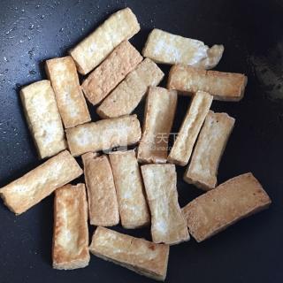 糖<a href=/shicai/diaoweipin/Cu/index.html target=_blank><u>醋</u></a>脆片<a href=/shicai/mimian/DouFu/index.html target=_blank><u>豆腐</u></a>