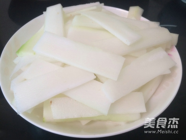 水煮<a href=/shicai/rouqin/NiuRou/index.html target=_blank><u>牛肉</u></a>家常做法的做法