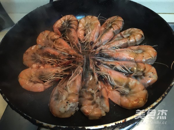 茄汁大虾的做法