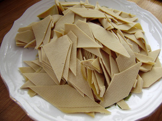 尖椒炒干<a href=/shicai/mimian/DouFu/index.html target=_blank><u>豆腐</u></a>