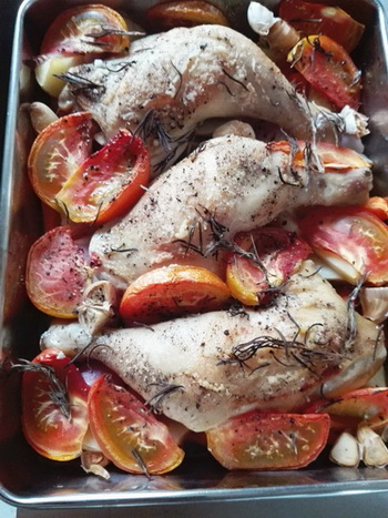 时蔬烤<a href=/shicai/rouqin/JiTui/index.html target=_blank><u>鸡腿</u></a>步骤6