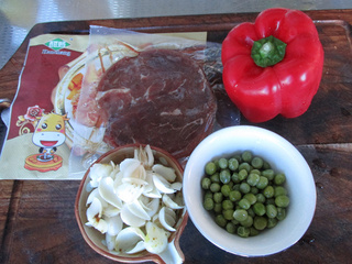 <a href=/shicai/shucai/BaiHe/index.html target=_blank><u>百合</u></a>菲力<a href=/shicai/rouqin/NiuPai/index.html target=_blank><u>牛排</u></a>