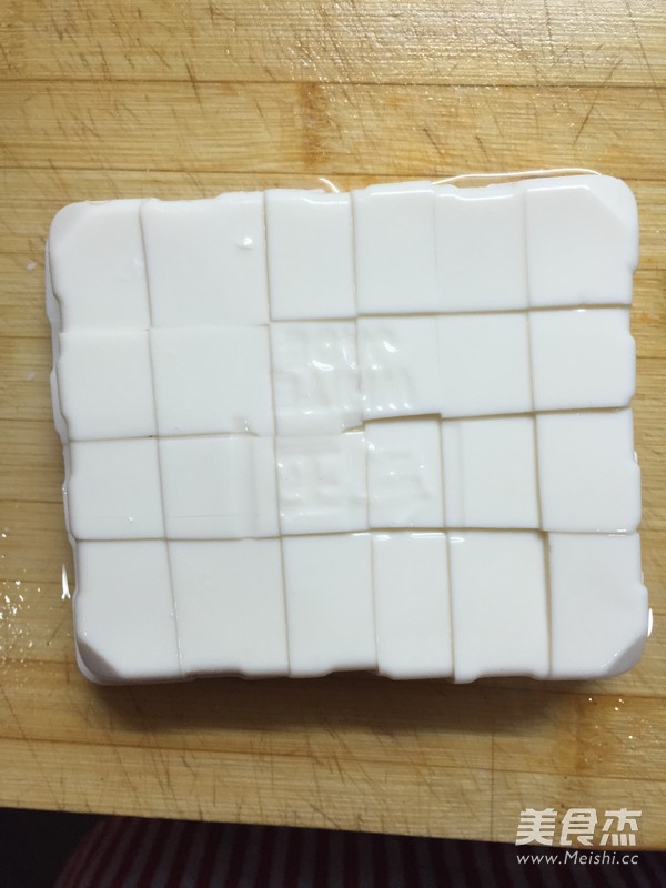 麻婆<a href=/shicai/mimian/DouFu/index.html target=_blank><u>豆腐</u></a>的做法