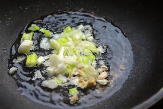 <a href=/shicai/diaoweipin/Cu/index.html target=_blank><u>醋</u></a>溜<a href=/shicai/shucai/BaiCai/index.html target=_blank><u>白菜</u></a>