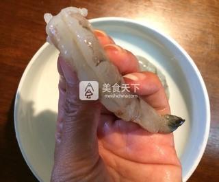 虾仁炒<a href=/shicai/shucai/XiHongShi/index.html target=_blank><u>西红柿</u></a>