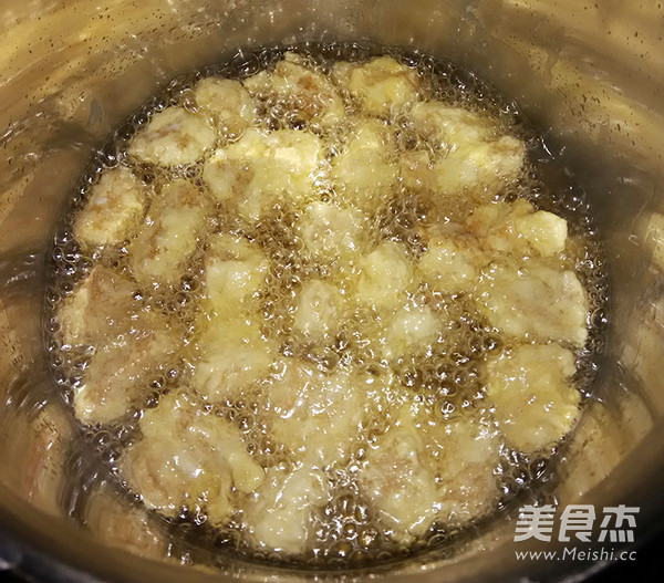 <a href=/shicai/shucai/QingJiao/index.html target=_blank><u>青椒</u></a><a href=/shicai/diaoweipin/Cu/index.html target=_blank><u>醋</u></a>溜肉的做法