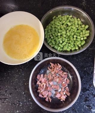 <a href=/shicai/shucai/DouJiao/index.html target=_blank><u>豆角</u></a>叉烧粒炒蛋