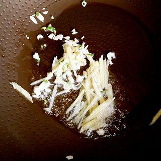 酸汤<a href=/shicai/rouqin/FeiNiu/index.html target=_blank><u>肥牛</u></a>