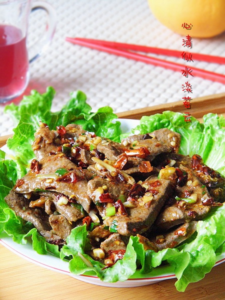 香辣滑<a href=/shicai/rouqin/ZhuGan/index.html target=_blank><u>猪肝</u></a>的做法