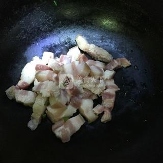 <a href=/shicai/shucai/ShanYao/index.html target=_blank><u>山药</u></a>三层肉