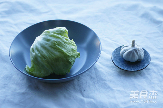 响油<a href=/shicai/shucai/ShengCai/index.html target=_blank><u>生菜</u></a>的做法