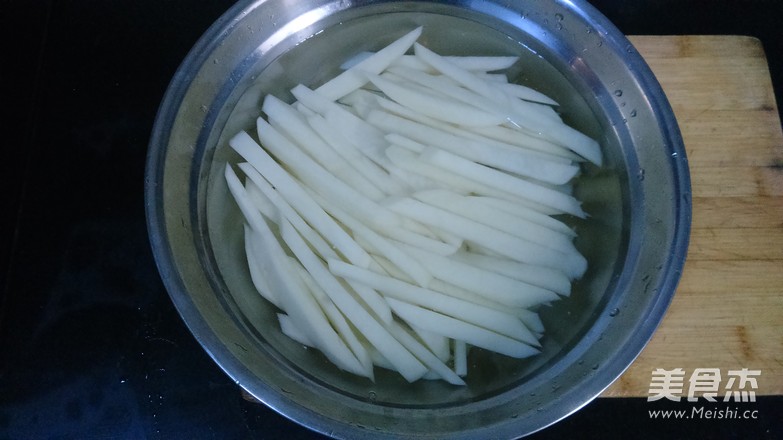 椒盐薯条的做法