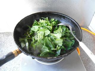 <a href=/shicai/rouqin/PeiGen/index.html target=_blank><u>培根</u></a><a href=/shicai/shucai/BoCai/index.html target=_blank><u>菠菜</u></a>