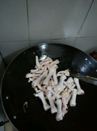 卤水<a href=/shicai/rouqin/JiZha/index.html target=_blank><u>鸡爪</u></a>