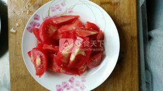 <a href=/shicai/shucai/XiHongShi/index.html target=_blank><u>西红柿</u></a>炖<a href=/shicai/mimian/DouFu/index.html target=_blank><u>豆腐</u></a>