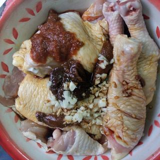 香辣烤<a href=/shicai/rouqin/JiTui/index.html target=_blank><u>鸡腿</u></a>