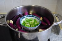 擂椒<a href=/shicai/shucai/QieZi/index.html target=_blank><u>茄子</u></a>步骤1