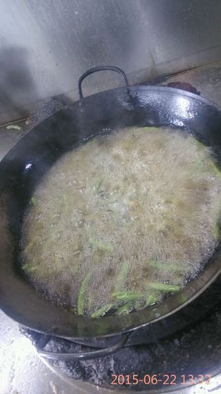 干煸<a href=/shicai/shucai/DouJiao/index.html target=_blank><u>豆角</u></a>