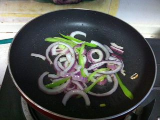 回锅<a href=/shicai/mimian/DouFu/index.html target=_blank><u>豆腐</u></a>